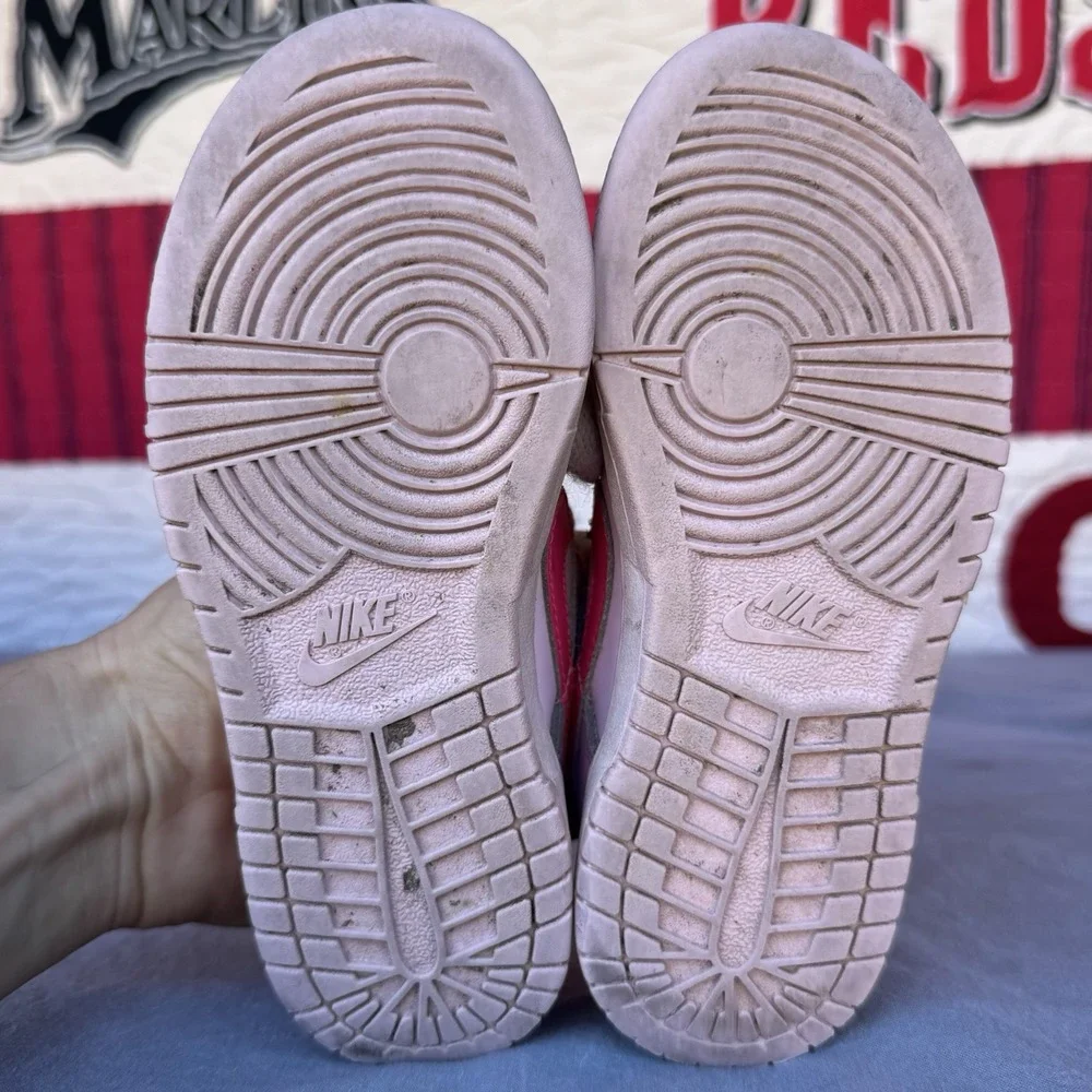 Size 12c - Nike Dunk Low Triple Pink Preschool Girls DH9756-600‎